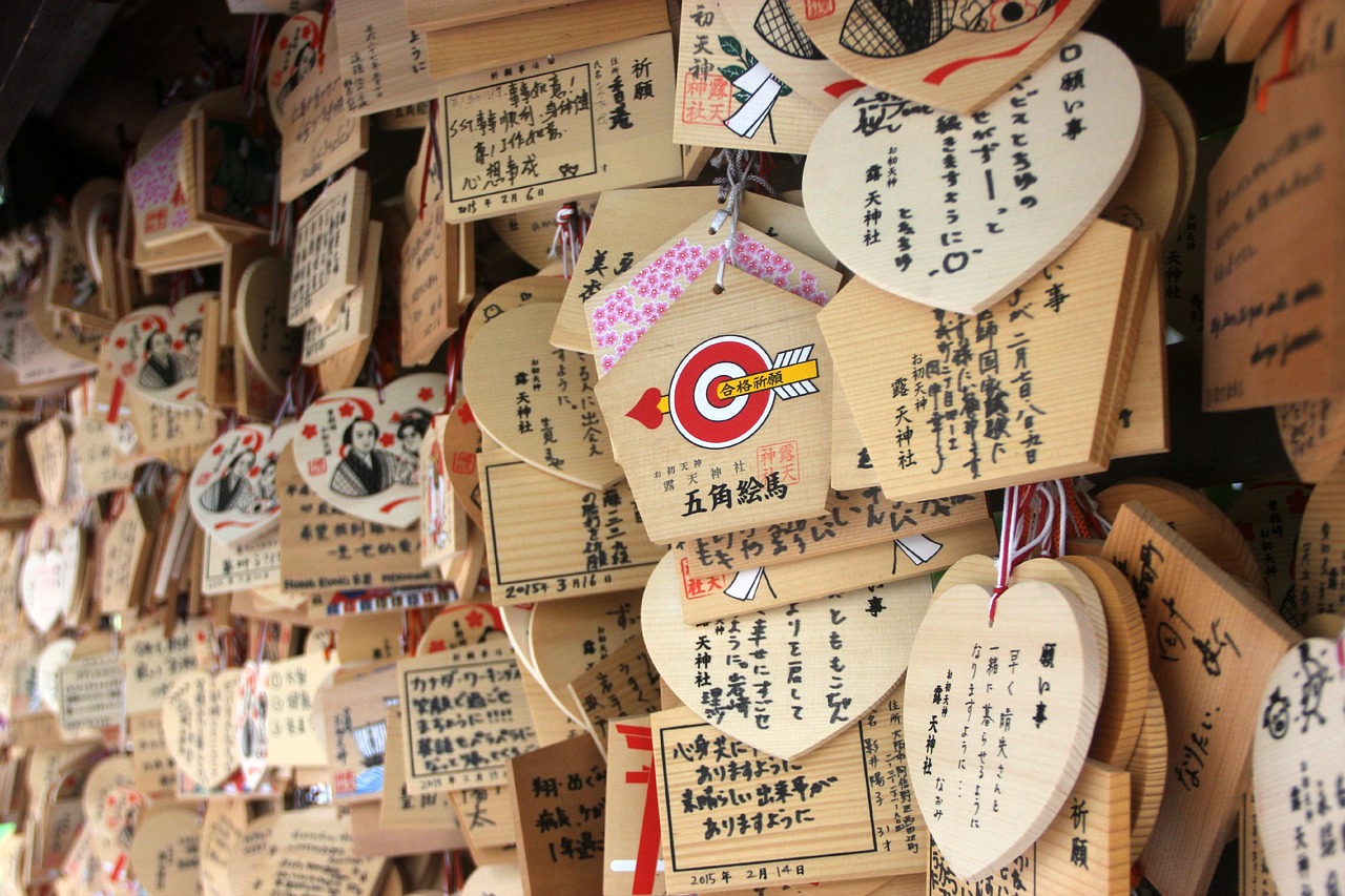 百色留学日本之融入日本社会：文化交流与学术提升的完美平衡