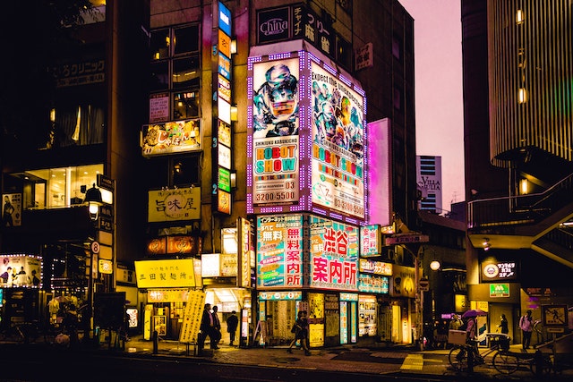 百色寻找学术平衡：留学日本如何处理学业与生活